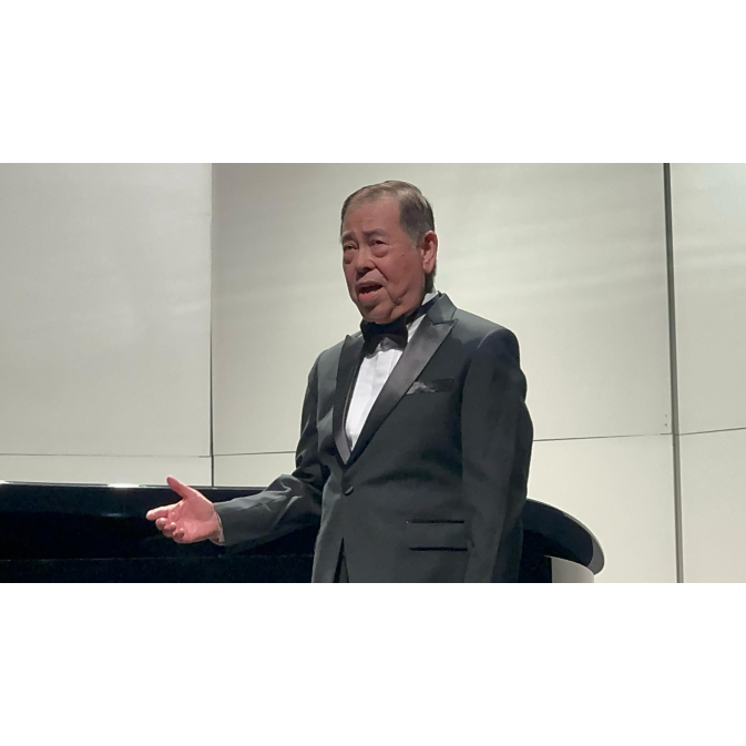 興宏獨唱大頭